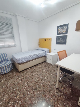 habitacion de estudiantes