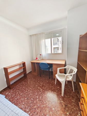 habitacion de estudiantes